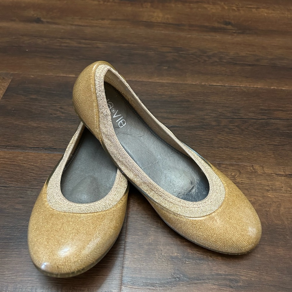 Ja Vie Jelly Flats